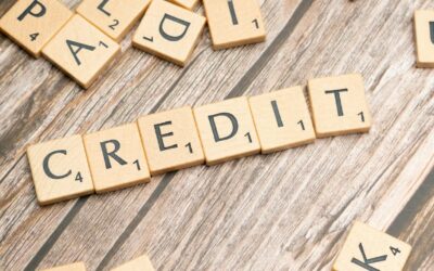 Taux immobiliers 2025 : faut-il acheter maintenant ou attendre ?